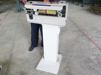 sealing machine