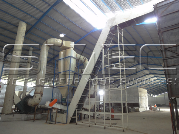 s-type-conveyor-which-connects-dryer-and-sawdust-silo
